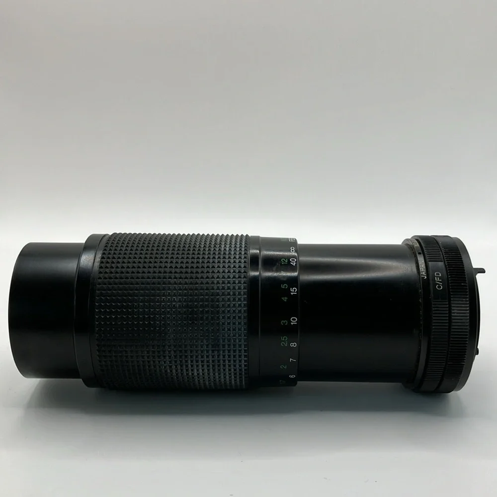 Vivitar Macro Focusing Zoom 1:4.5-5.6 70-210mm Lens Canon FD Mount Untested‎